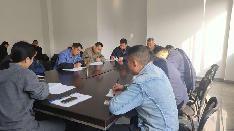 成人高考与自考：招生简章解读与报名时间指南