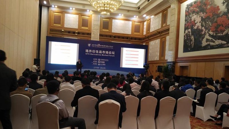 需求差异：短期班与长期班的适用场景